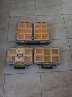 Dewalt 2.0  organizers 3 pcs used ones in New conditions