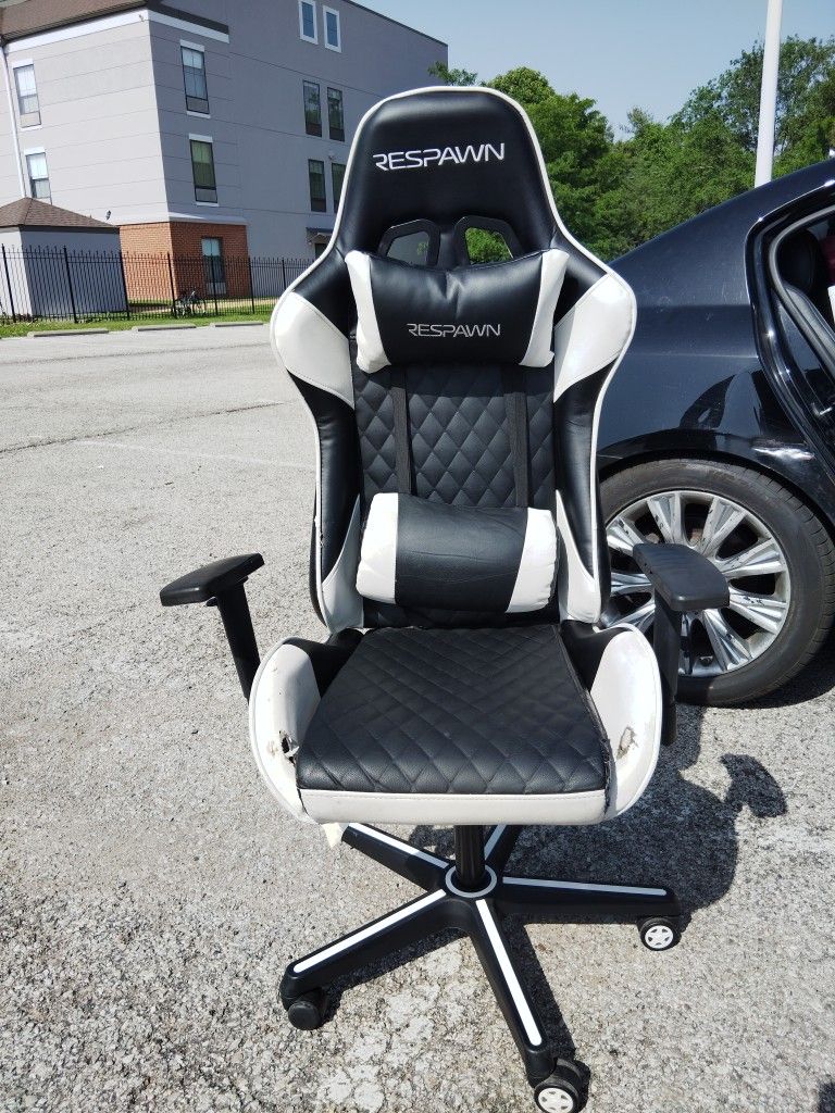 Respawn Pro Gaming Chair 