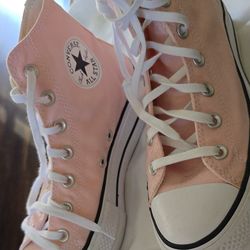 Women's Converse  8.5 shoes