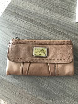 Women’s Brown Leather Fossil Wallet