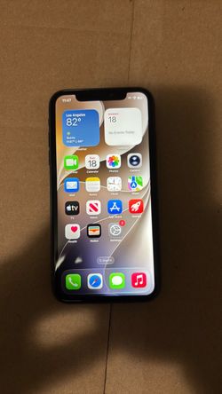 Apple iPhone 11  with Notch Display (Unlocked)