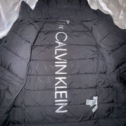 Calvin Klein Black Puffer Jacket XL (Warm, Clean Condition)