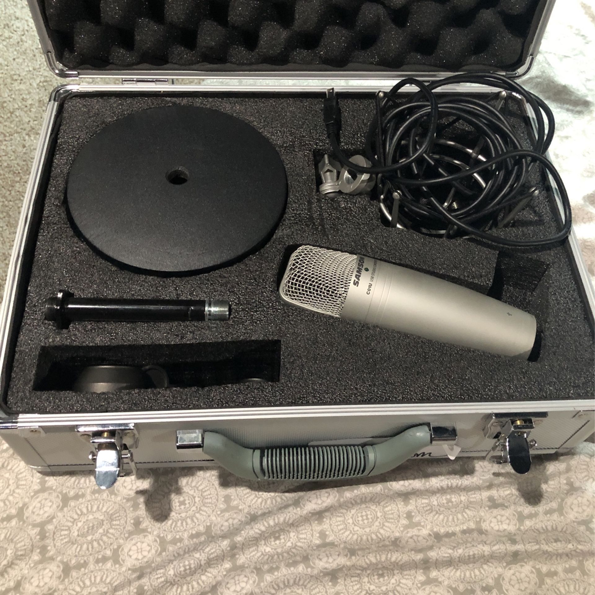Samson Microphone