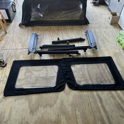 Soft Top Jeep Wrangler 4 Door