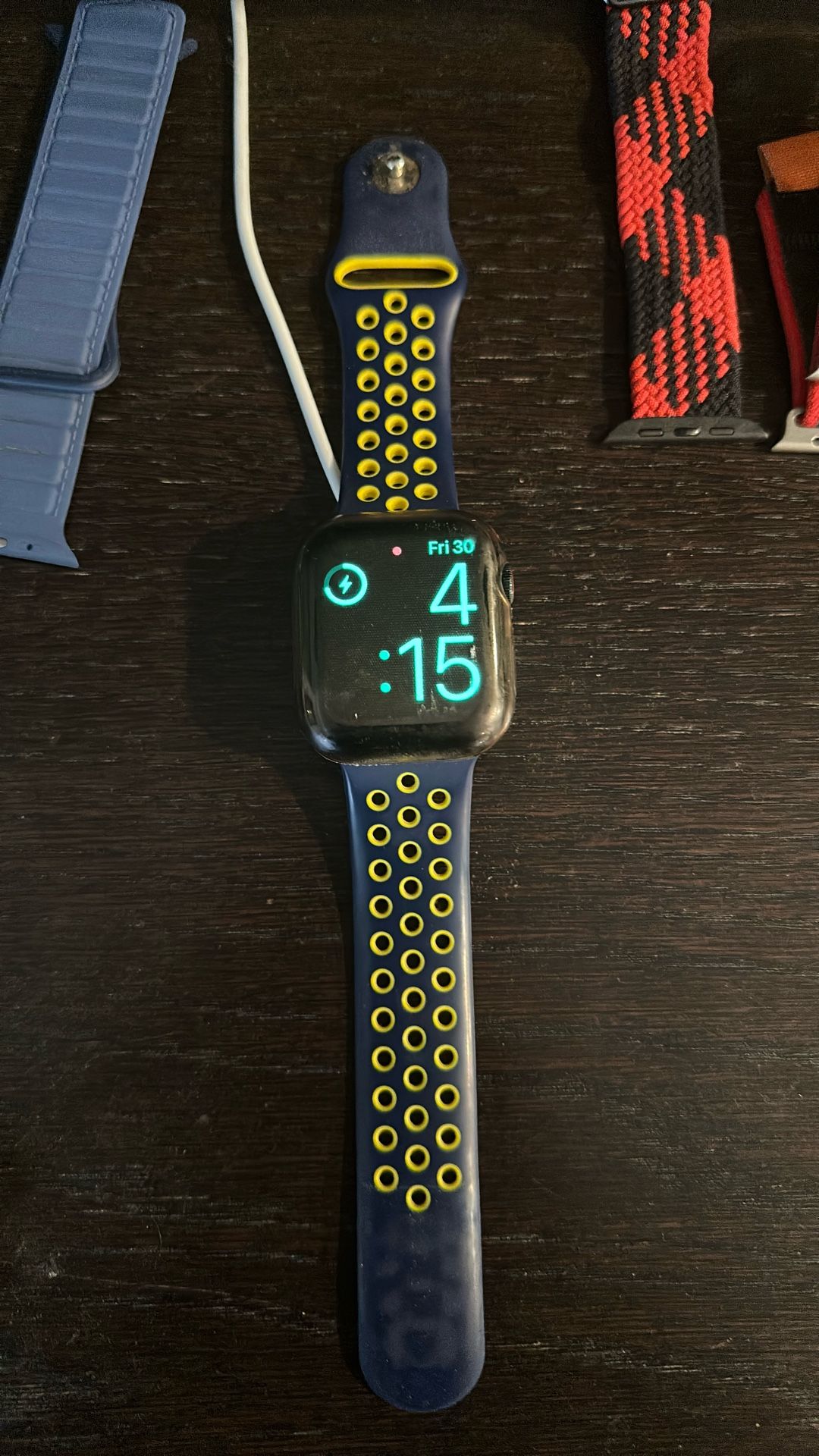Apple Watch Series 7. GPS + Cellular. 45mm