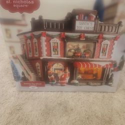St. Nichols Sqaure Santa's Toy Chest