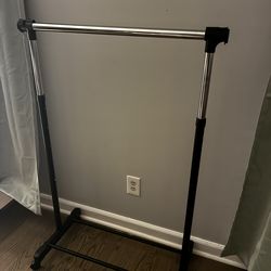 Adjustable Clothing Rack