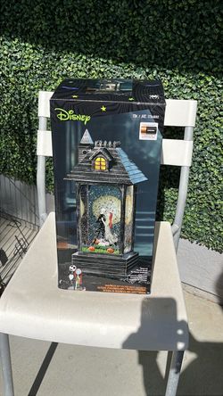 Nightmare Before Christmas Snow globe
