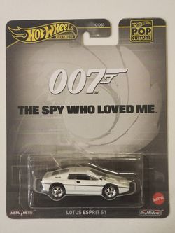 HOT WHEELS PREMIUM METAL/METAL REAL RIDERS.  POP CULTURE.  OO7 THE SPY WHO LOVED ME.  LOTUS ESPRIT SI. 