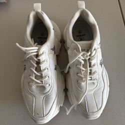 VG Kip Wok chunky white shoes US 7 with silver glitter star