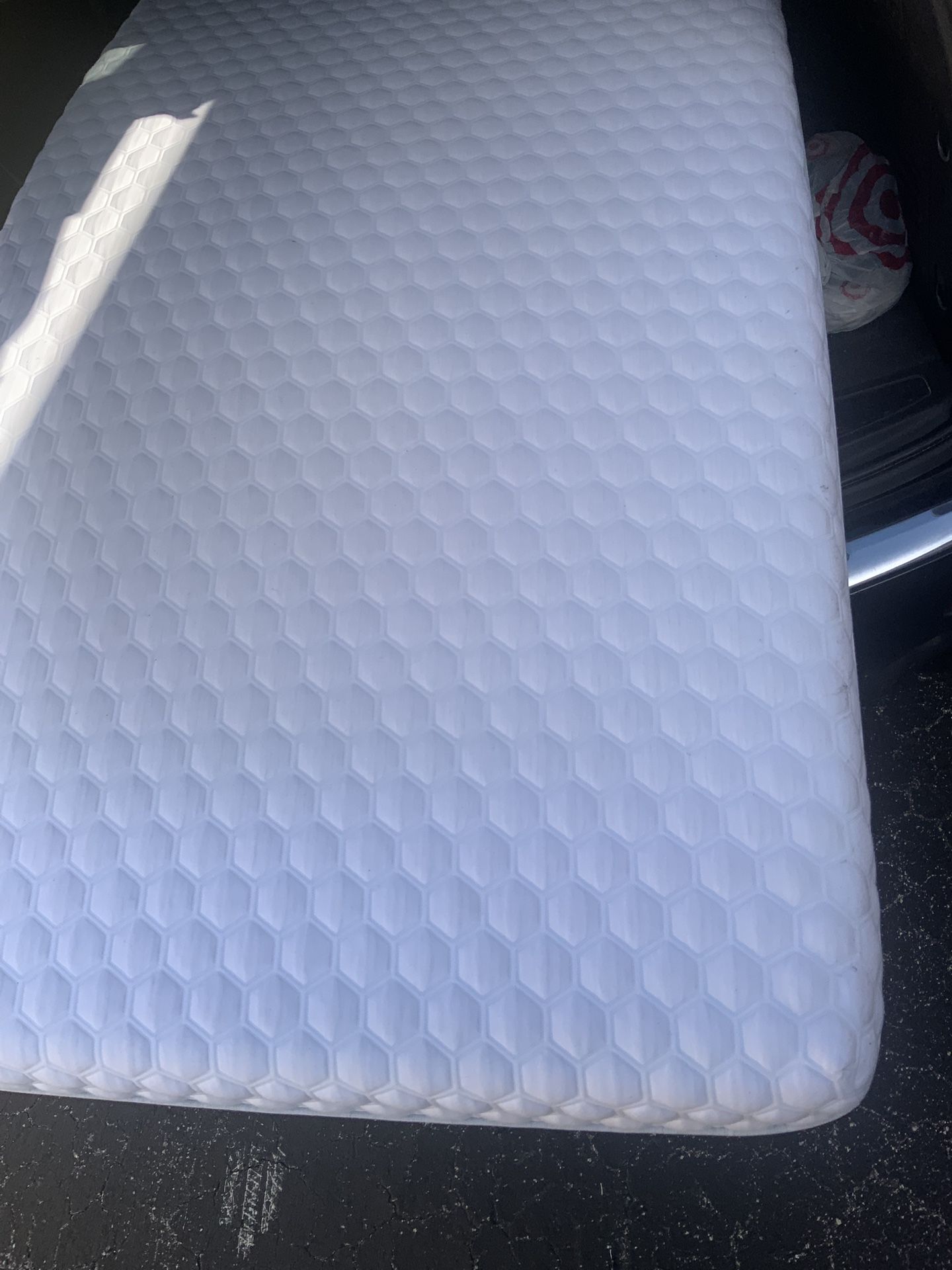 Twin Size Memory Foam Mattress