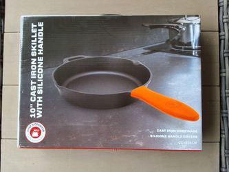 10" cast iron skillet with silicone handle