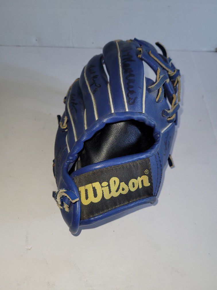 Wilson Baseball  Glove 9 Inch