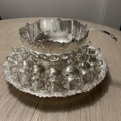 Beautiful 20th Century ~21 Pc  Punch Set, Silverplated