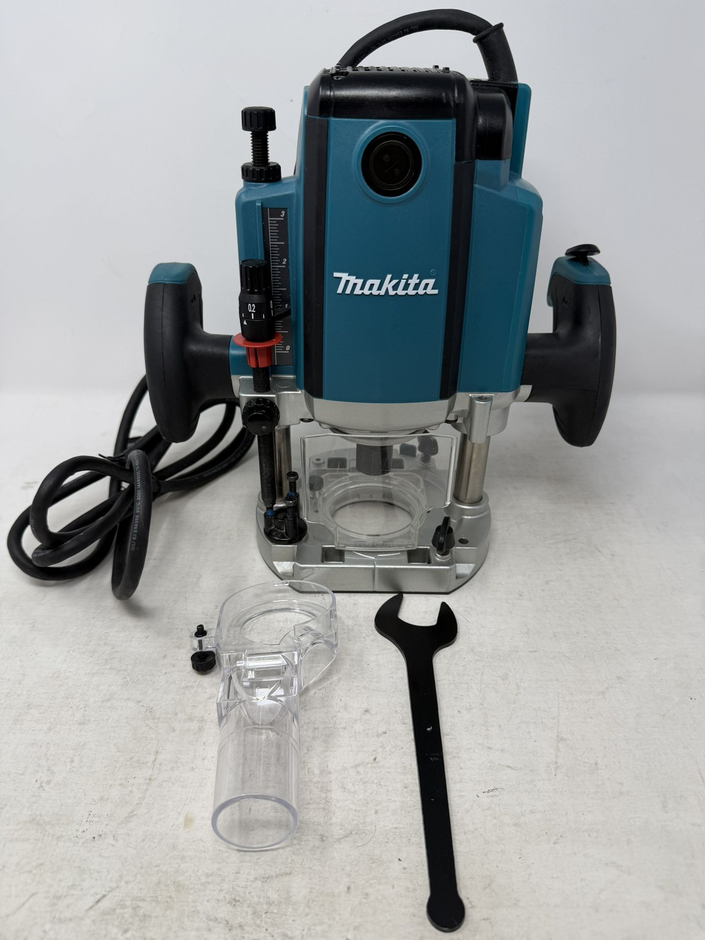 Makita RP1800 Plunge Router