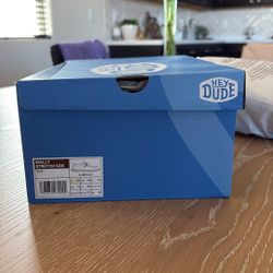 Hey Dude Gray Size 9