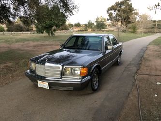 Car Merecedes Benz 300sd turbo diesel