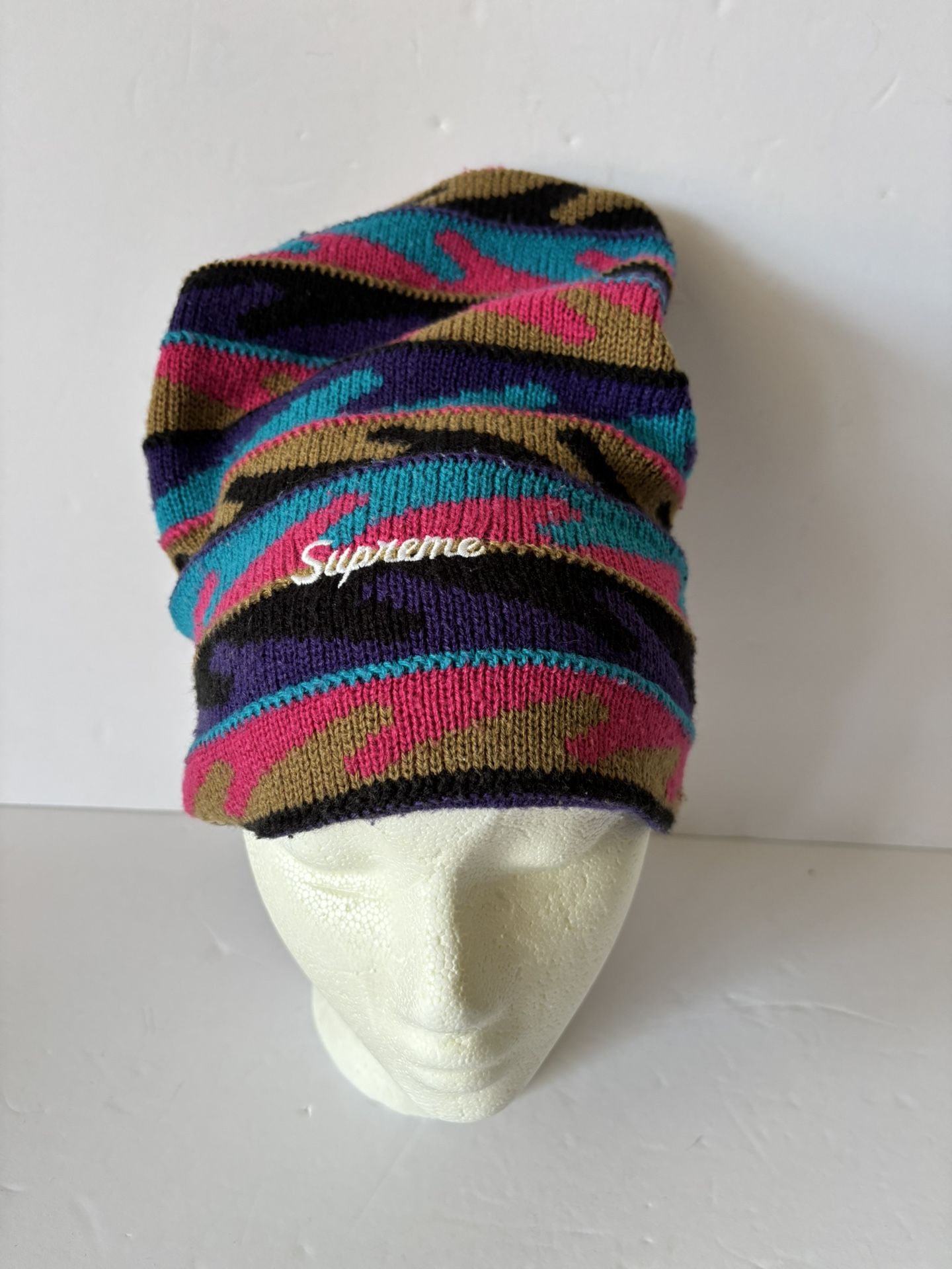 SUPREME 2016 Wave Stripe Beanie