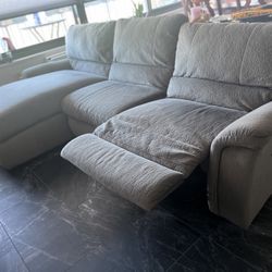 La-Z-Boy Aspen Sectional Sofa