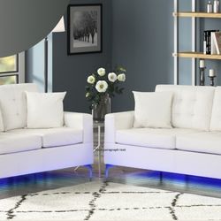 2 PC SOFA AND LOVESEAT NEW IN BOX