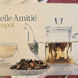 Belle Amitié teapot 