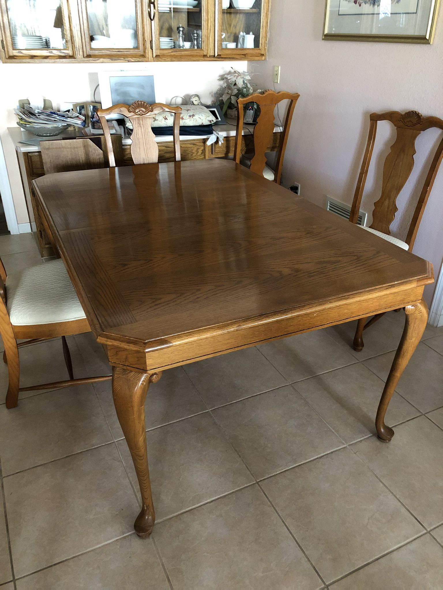 Oak Dining Table With 6 Chairs, 2 Leaves & Cover