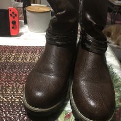 Womens Boots Size 8