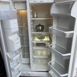 Refrigerador Muy Bueno $220