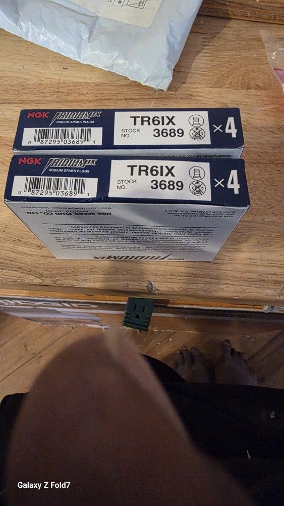 IGNITION COILS AND PLUGS 4.6 FORD V8