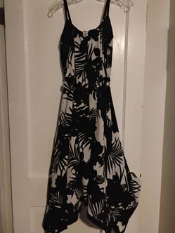 Sociology XL Black & White Tropical Print Dress