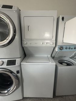 GE Laundry Center Washer and Dryer 