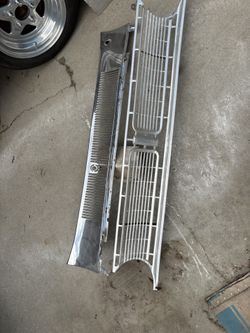 68 Falcon Ranchero  Grille / Chrome And Moldings 