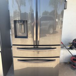 Samsung Black Stainless Counter Depth Four Door Fridge Works Perfect In Good Condition. Free Delivery To Your Garage.