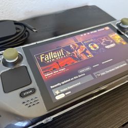 Valve Steam Deck LCD 512GB with Case, Charger, & Original Packaging