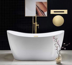 Standing Acrylic Soaking Tub