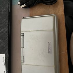 Silver Nintendo DS Phat - comes with charger NO SOUND