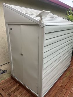 Storage shed