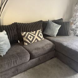 Moreau Street 2 Pc Left Arm Chaise Sectional