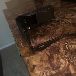 Prada Shade The blades !!!!*****