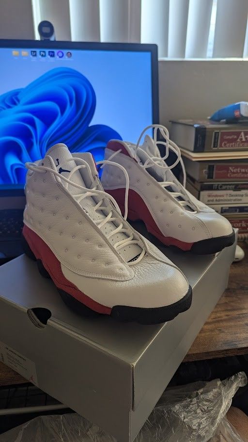 Air Jordan 13 Chicago (2017)