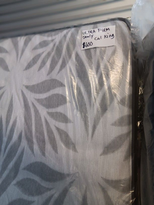 New Sealey Pasterpedic Mattresses for Sale in Rancho Cucamonga, CA