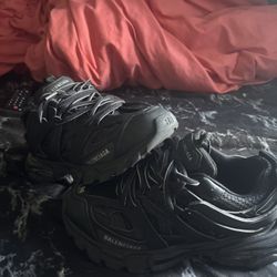Balenciaga Tracks 