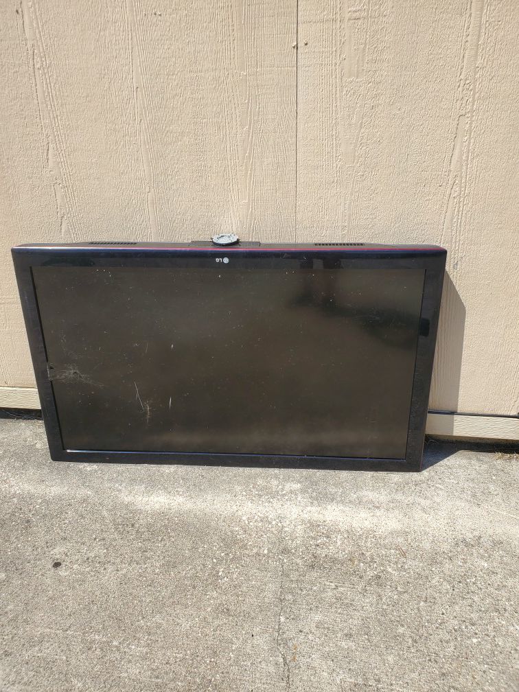 TV broken screen