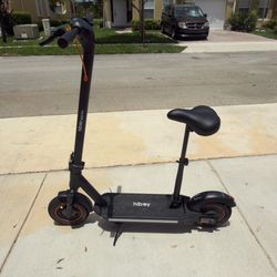 Hiboy MAX Pro Electric Scooter with seat ( charger included )