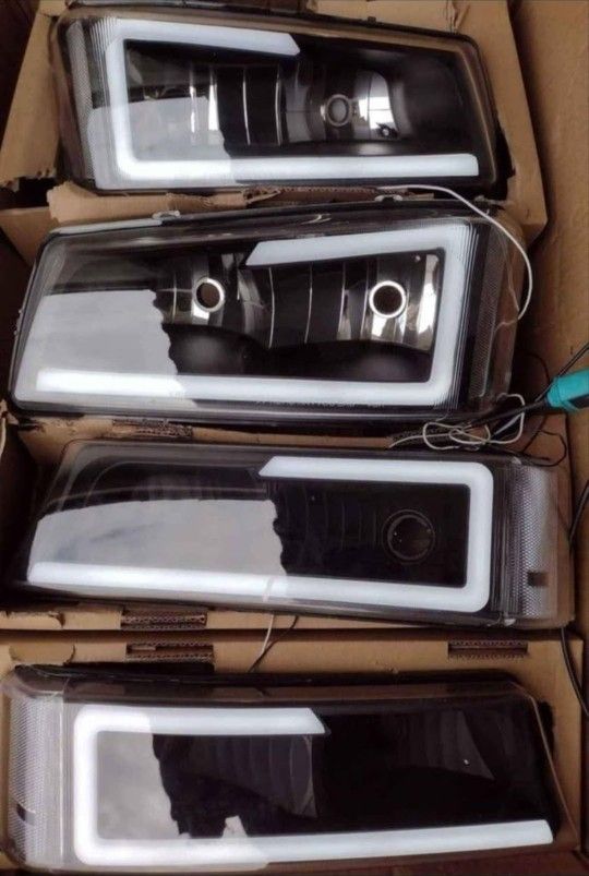 03-06 Chevrolet Silverado/ Avalanche LED headlights Luces Micas Faros Calaveras Focos