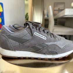 Reebok Women 7 1/2