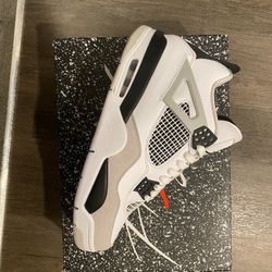 Jordan 4 Military Black