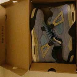 Jordan 4 University Blues