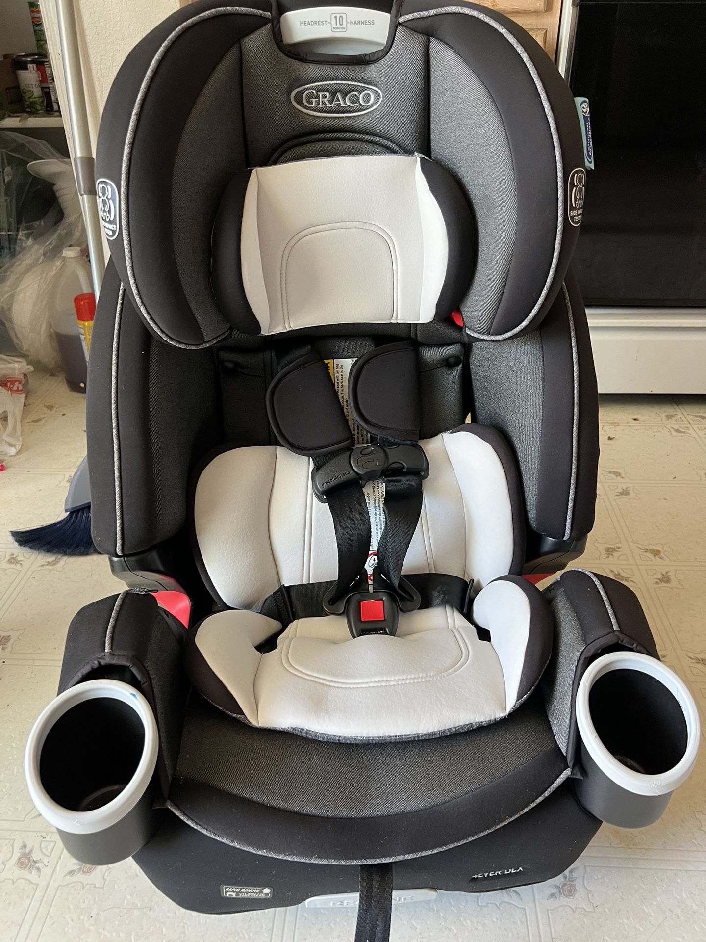 Graco 4 Ever Convertiable Car Seat (like New) Good Until 2032