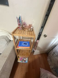 Set of two bamboo shelves